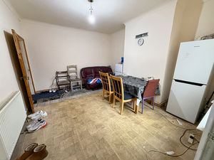 Dining Room- click for photo gallery